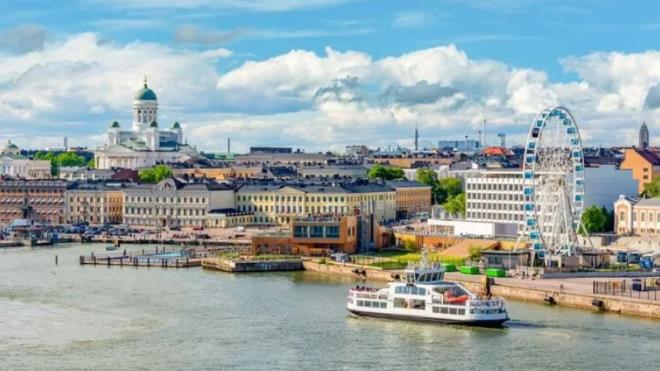 6. Finlandiya: Dünyanın en mutlu ülkesi olarak bilinen Finlandiya, sosyal refah sistemi ve eşitlikçi yapısıyla dikkat çekiyor. Finlandiya?nın kaliteli eğitim sistemi ve iş-hayat dengesi, hayat kalitesini artıran unsurlar arasında.