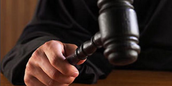Karısını aldatan kocaya 300 bin TL tazminat