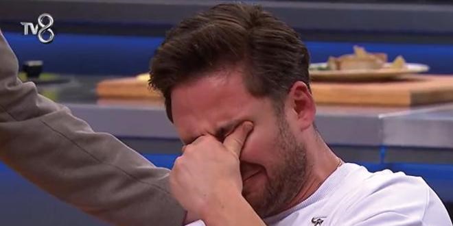 Masterchef Onur gözyaşları içinde kaldı