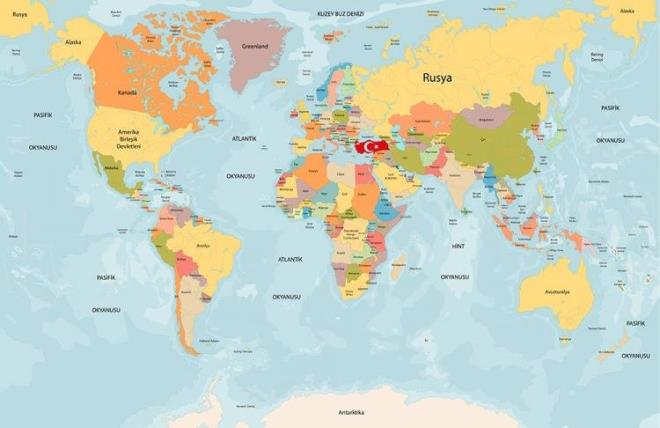 İlkokuldan beri okullar başta olmak üzere hayatımızın pek çok alanında en çok gördüğümüz şeylerin başında 'dünya haritası' geliyor! Sağ tarafta devasa büyüklükteki Rusya, sol tarafta yine devasa büyüklükte Amerika kıtası ve güneyde haritada oldukça büyük bir yer kaplayan Afrika kıtası... Dünya haritası denildiğinde birçoğumuzun aklında böyle bir görsel şekilleniyor.