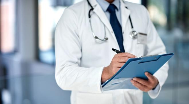 Bunlar özellikle DVT öyküsü olan veya uzun seyahatlerde bacaklardaki dolaşımı iyileştirebilir.  Obezite damarlardaki baskıyı artırarak pıhtı riskini yükseltir.    İlaç ve yaşam tarzı değişiklikleriyle diyabet, hipertansiyon ve kalp hastalığını kontrol edin.  Sigara içmek kan damarlarına zarar verir ve pıhtılaşma riskini artırır.