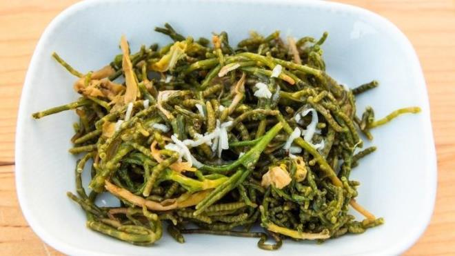 <p>Safrayı düzenler.</p><p>Kadınlardaki kötü rahim akıntılarının kesilmesini sağlar.</p><p>Dış ve iç guatr için oldukça faydalı etkilere sahiptir.</p>