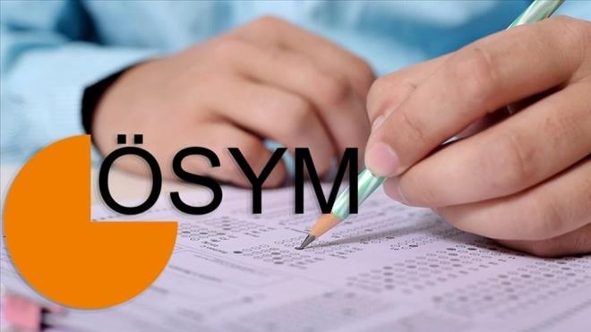 2025 DGS SINAV VE SONUÇ TARİHİ    2 yıllık meslek yüksekokulu eğitimlerini 4 yıllık lisans programlarında devam ettirmek isteyenler için düzenlenen DGS, 20 Temmuz'da yapılacak.    ÖSYM, değerlendirme işlemlerinin ardından DGS sonuçlarını 11 Eylül'de ilan edecek.