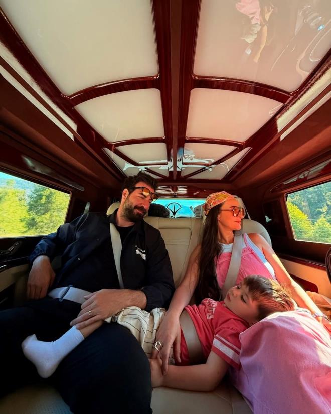 Şimdilerde Kral Kaybederse'de Fikret karakterine hayat veren İsmail Demirci de mutlu aile fotoğraflarından birini kendi sosyal medya hesabından paylaştı.