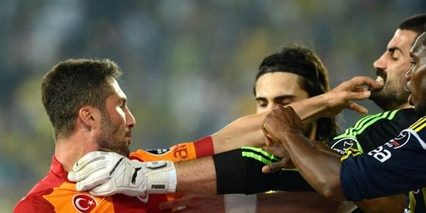 Sahaların kindar ikilileri