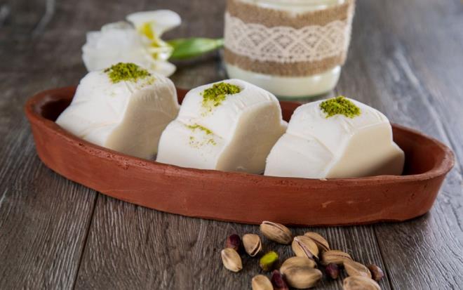 1. Maraş dondurması    Kahramanmaraş, Türkiye