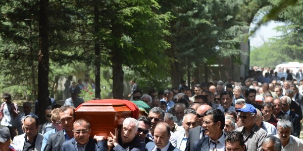Nazmiye Demirel'e hüzünlü veda