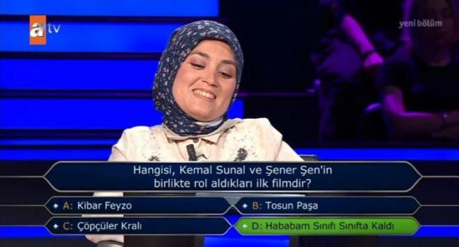 ÇEKİLDİĞİNE BİN PİŞMAN OLDU    Yarışmacı soruya D şıkkını seçmesi üzerine ise gördüğü yanıt karşısında çekildiğine pişman oldu.
