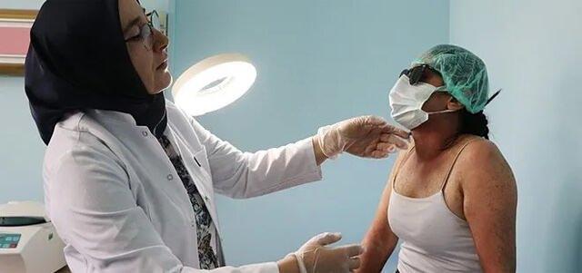 Ailesi tarafından Van Yüzüncü Yıl Üniversitesi Dursun Odabaşı Tıp Merkezi?ne götürülen D.K., durumu ağırlaşınca 4 gün yoğun bakımda tedavi altına alındı.