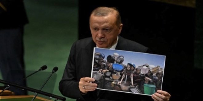 Soykırımı dünyaya gösteren fotoğrafçıya büyük ödül