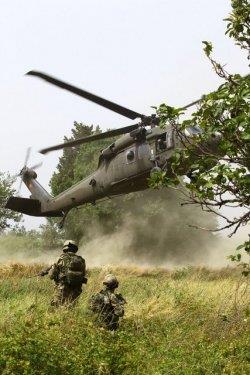 İzmir'in Seferihisar ilçesinde, 7 bin personel, 23 muhtelif gemi, 22 uçak ve 17 helikopterin katılımıyla Türkiye'nin en büyük müşterek tatbikatı yapıldı.