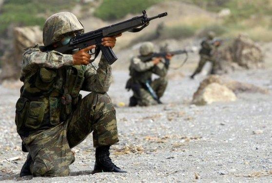 İzmir'in Seferihisar ilçesinde, 7 bin personel, 23 muhtelif gemi, 22 uçak ve 17 helikopterin katılımıyla Türkiye'nin en büyük müşterek tatbikatı yapıldı.