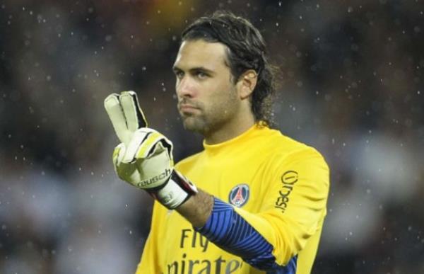 <P>Salvatore Sirigu, Paris Saint-Germain</P>