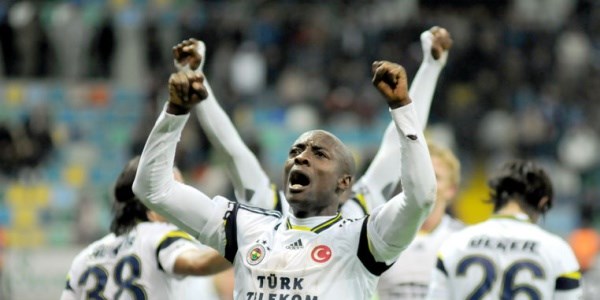 Sosyal medyada Emenike geyikleri