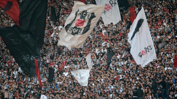 <p><b>2 - Beşiktaş-G.Saray (Atatürk Olimpiyat)</b></p>  22.09.2013   <p>76.127 kişi</p>