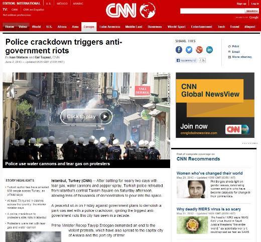 <P><B>CNN:</B> Polisin ağır müdahalesi hükümet karşıtı ayaklanmaları tetikledi</P>  <P>Neredeyse iki gün boyunca göz yaşartıcı gaz, panzerler ve biber gazıyla savaştıktan sonra Türk polisi dün öğleden sonra Taksim Meydanı'ndan çekişip binlerce göstericinin alana akmasına izin verdi.</P>