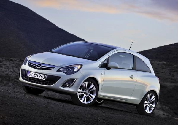 Opel Corsa 1.4i Twinport Otomatik Esentia: 34 bin 420 TL