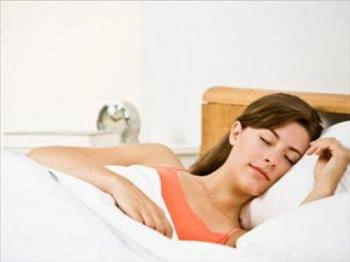 Yemeğin ardından uyumanın en önemli zararlarından biri kilo alımına sebep olmasıdır.