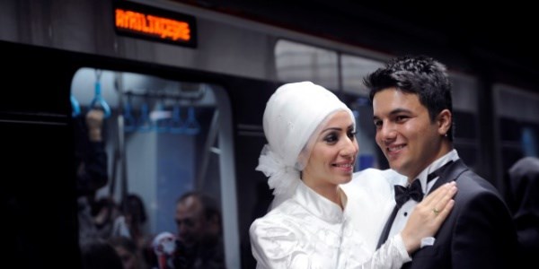 Marmaray'da düğün fotoğrafı