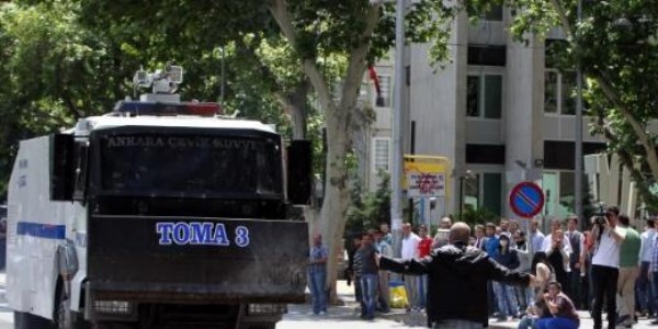 Ankara'da olaylar yine başladı