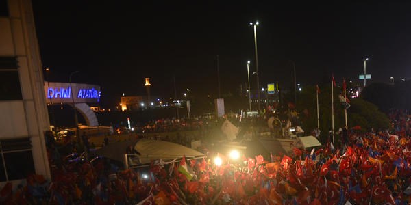 Başbakan Erdoğan'ı onbinler karşıladı