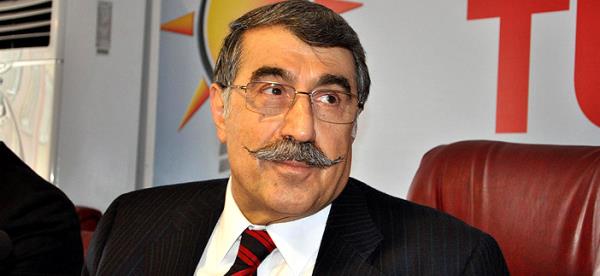 Abdülkadir Aksu-AK Parti- Ankara Üniversitesi mezunudur.