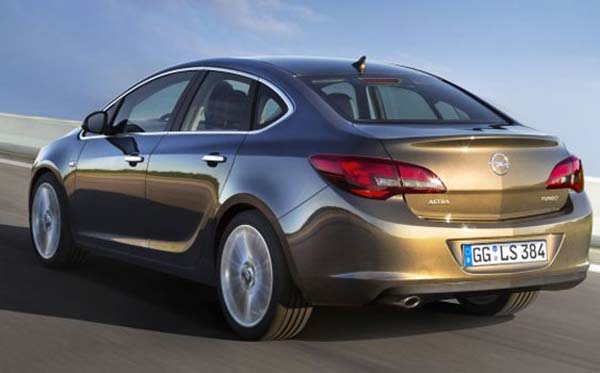 14 - Opel Astra sedan
