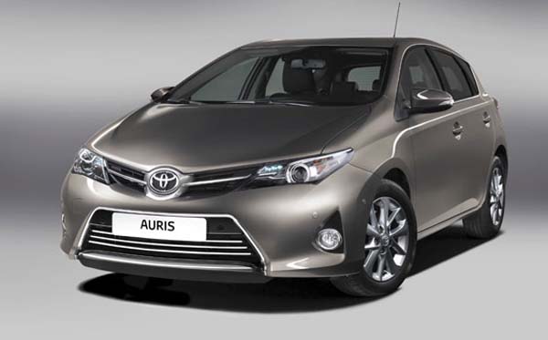 17 - Toyoto Auris