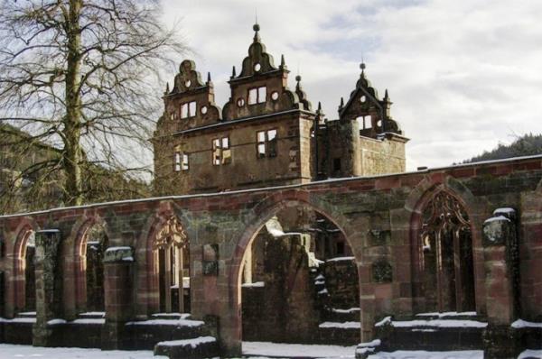 <b>10. Almanya'daki 15.yüzyıl manastırı</b>