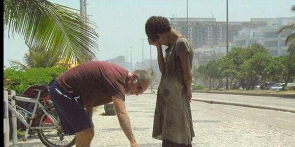 İnsanlık ölmemiş dedirten 35 fotoğraf