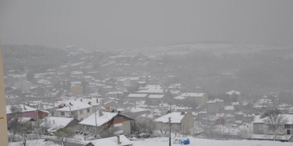 Yurttan kar manzaraları
