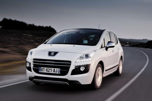 508 Active HDi Auto6R ve 508 Allure HDi Auto6R versiyonlarında 20 ay vadeli yüzde sıfır faizli 30 bin TL...