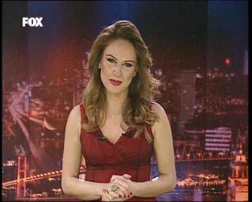 <b>Ünlü spiker görevi bırakıyor</b>