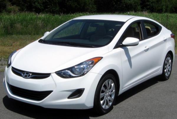 <p><b>4. Hyundai Elantra</b></p>  Toplam küresel satış: 866 bin adet