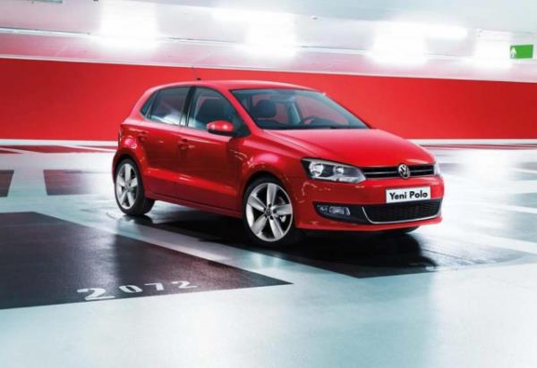 <p><b>10. Volkswagen Polo</b></p>  Ekonomi Dergisi Forbes 2013`ün en çok satan otomobillerini sıraladı. 10. sırada toplam küresel satışı 686 bin adet olan Volkswagen Polo bulunuyor.