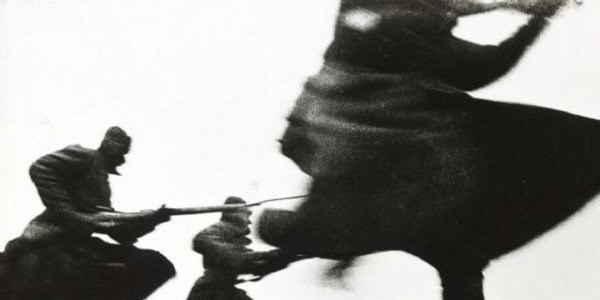 Yüzyıla damga vuran savaş fotoğrafları
