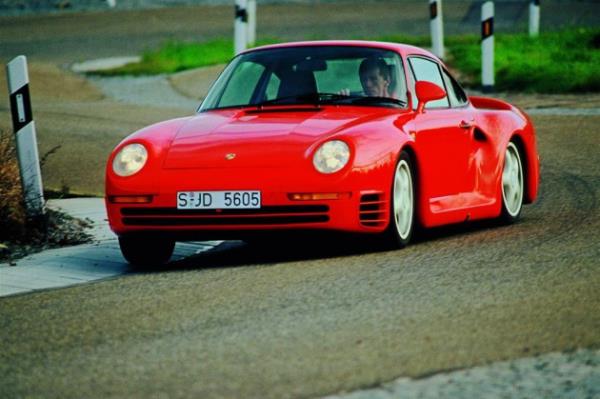 Porsche 959 Porsche'nin efsane test pilotu Walter Röhrl 'aksiyonda'!