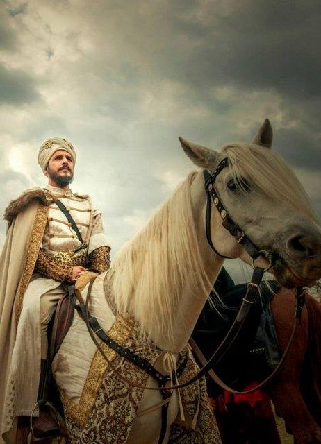 Rüstem Paşa azledilip, Şehzâde Mustafa'ya yakınlığı ile bilinen Kara Ahmed Paşa veziriazamlığa getirildi. Şehzâdenin cenazesi Bursa'ya gönderilerek defnedildi.