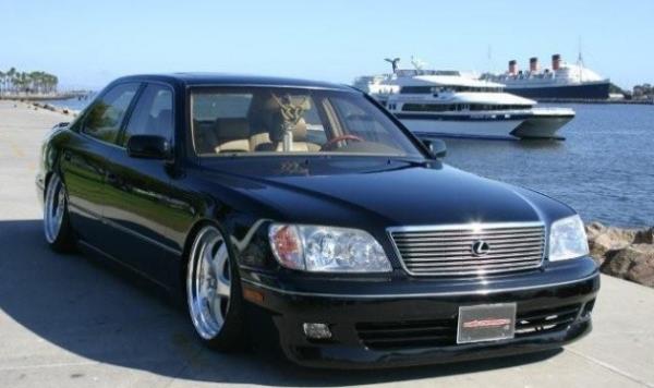 Lexus LS400