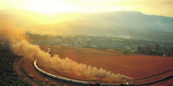 Büyüleyici tren yolları