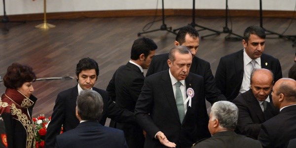 Erdoğan, Danıştay törenini terk etti