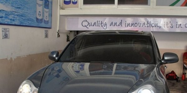 Porsche'ye LPG taktıran Türk!