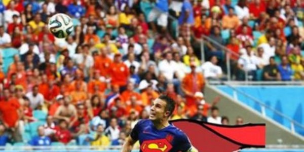 Hollanda - İspanya maçı caps'leri