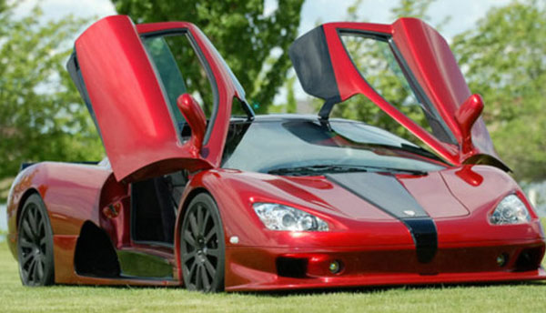 4-SSC Ultimate Aero-En yüksek hız: 413 km/h