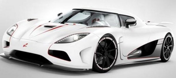 3-Koenigsegg Agera R-En yüksek hız: 418 km/h