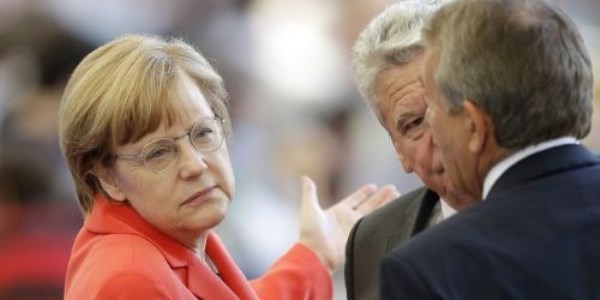 Arjantin-Almanya maçında Merkel'in garip halleri