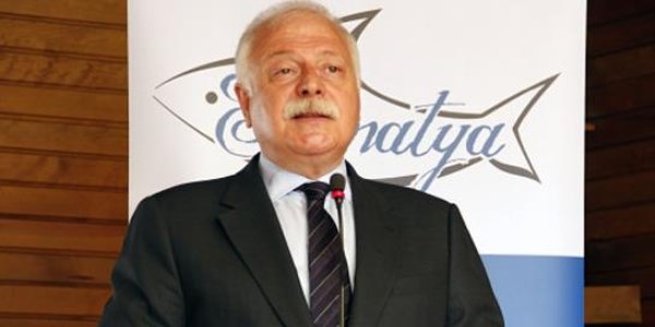 Eski bakana askerlik şoku!