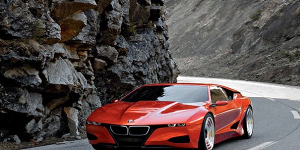 Efsane BMW M1 geri mi geliyor?