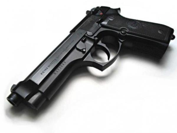 <p><b>1526 ? Beretta</b></p>  Türkiye'de de tanınan silah üreticisi İtalya'nın Gardone kentinde kuruldu ve halen aynı aile tarafından yönetiliyor. Dünyanın en eski özel silah üreticisi.