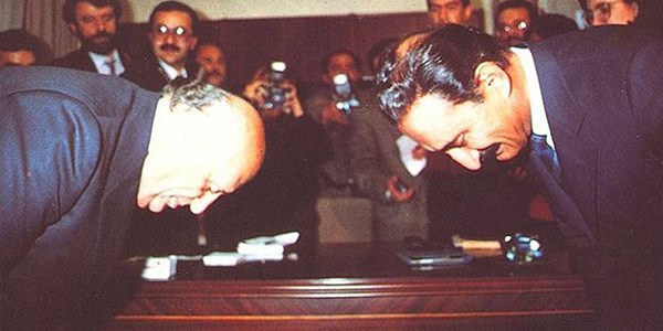 Türk siyasetinde çok konuşulan fotoğraflar!
